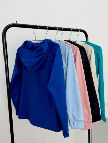 Campera Deportiva Premium - Miniatura 5