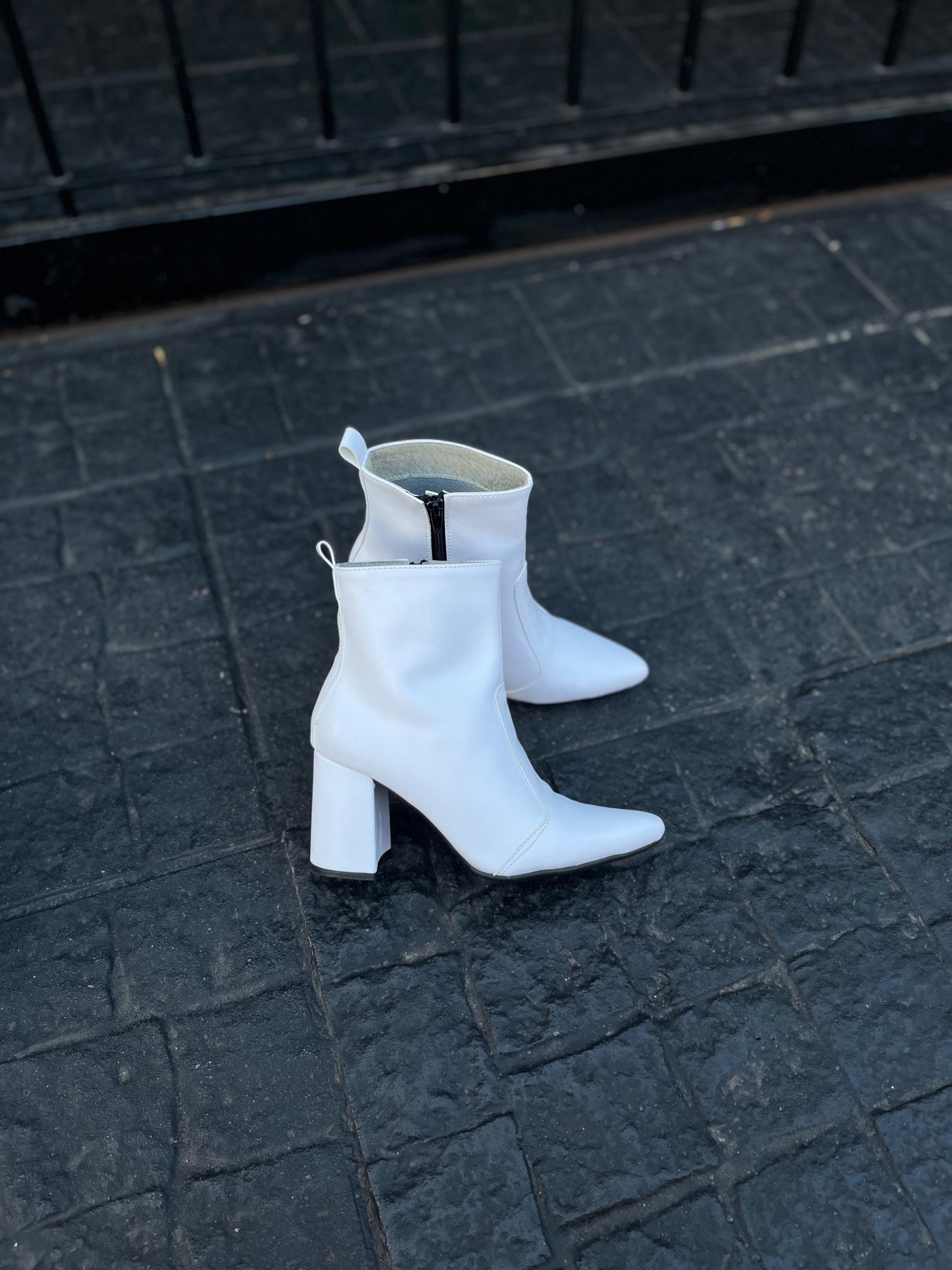Botita Blanca- Tendencia - Imagen 3