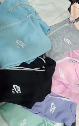 Campera Friza Premium Estampada - Miniatura 2