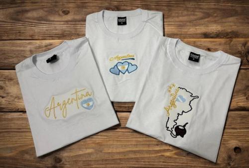 Remera Bordada - Miniatura 3