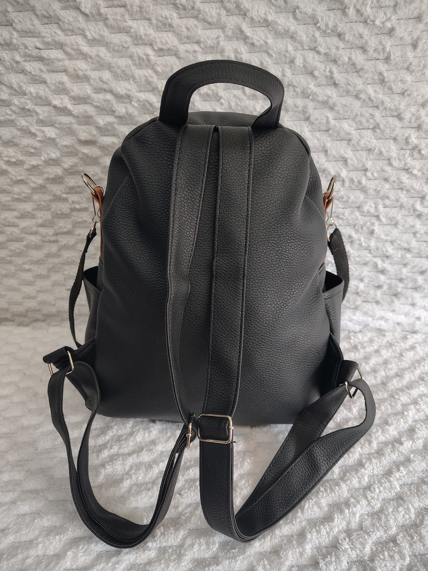 Mochila Morral de Cuero Ecológico - Imagen 4