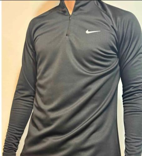 Camiseta Medio Cierre