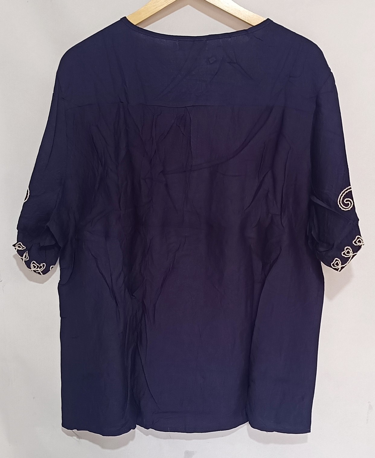 Blusa Cuello Redondo - Imagen 2