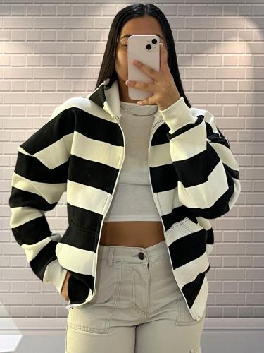 Campera Boxy Fit  Rayada Friza Peinada - Miniatura 3