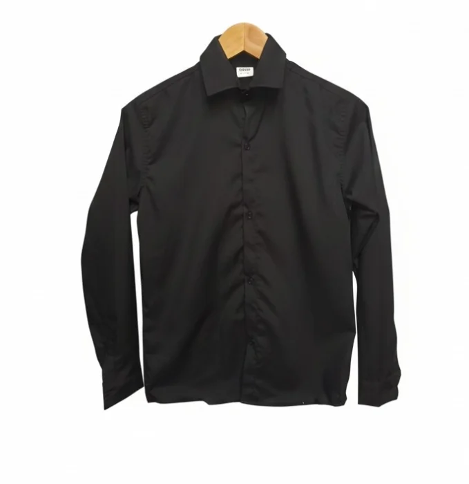Camisa Negra