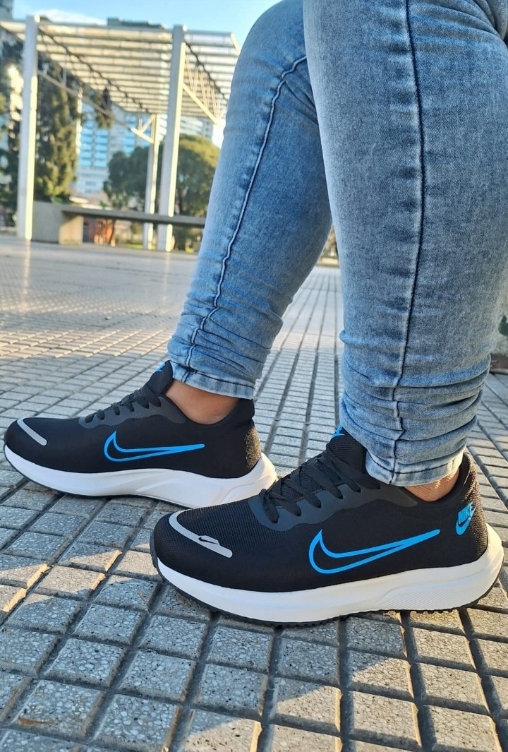Zapatillas ni Ke Reflectivas - Imagen 2