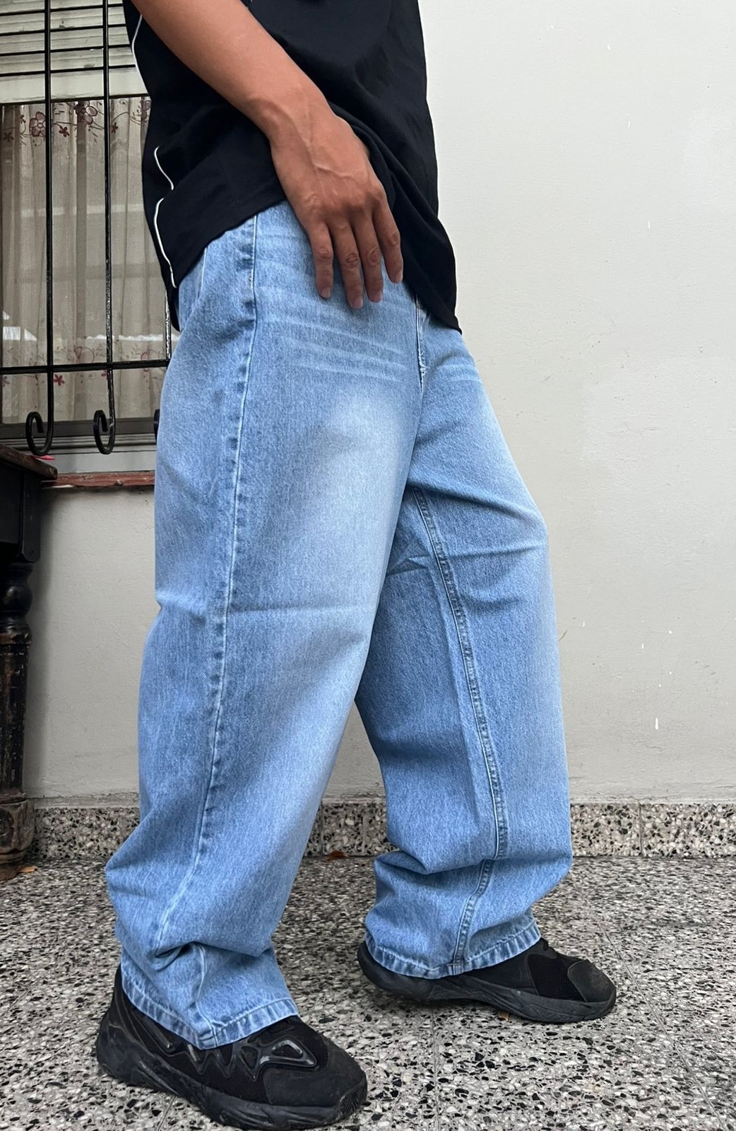 Baggy Celeste Liso - Imagen 2
