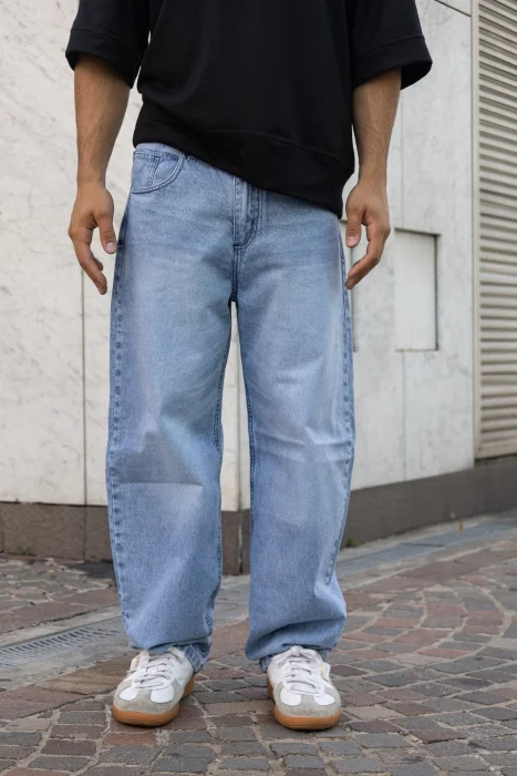 Baggy Celeste C/bigotes