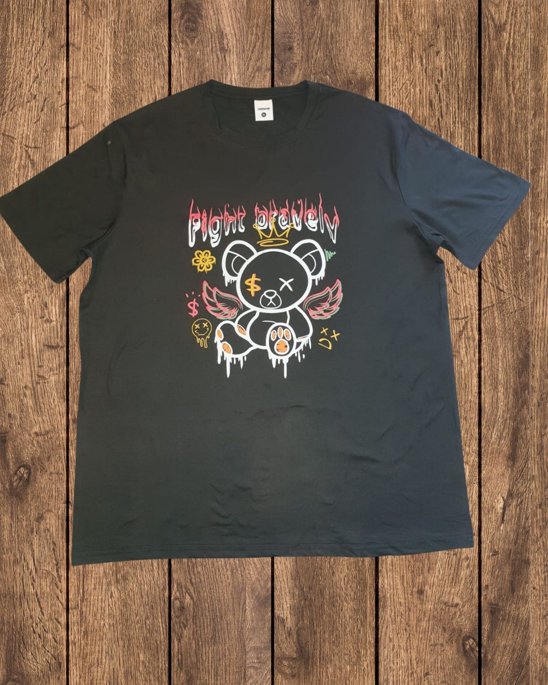 Remeras Importadas Fight Bravely - FONDO%20AAUT%20-%202026-03-21T105928.020.jpg