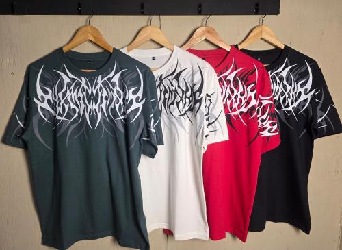 Remera Overzice Espinas
