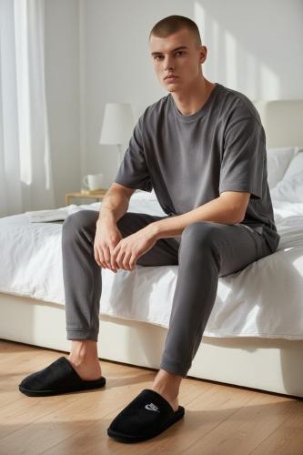 Pantufla Base  Inyectada N1k3 - Miniatura 4