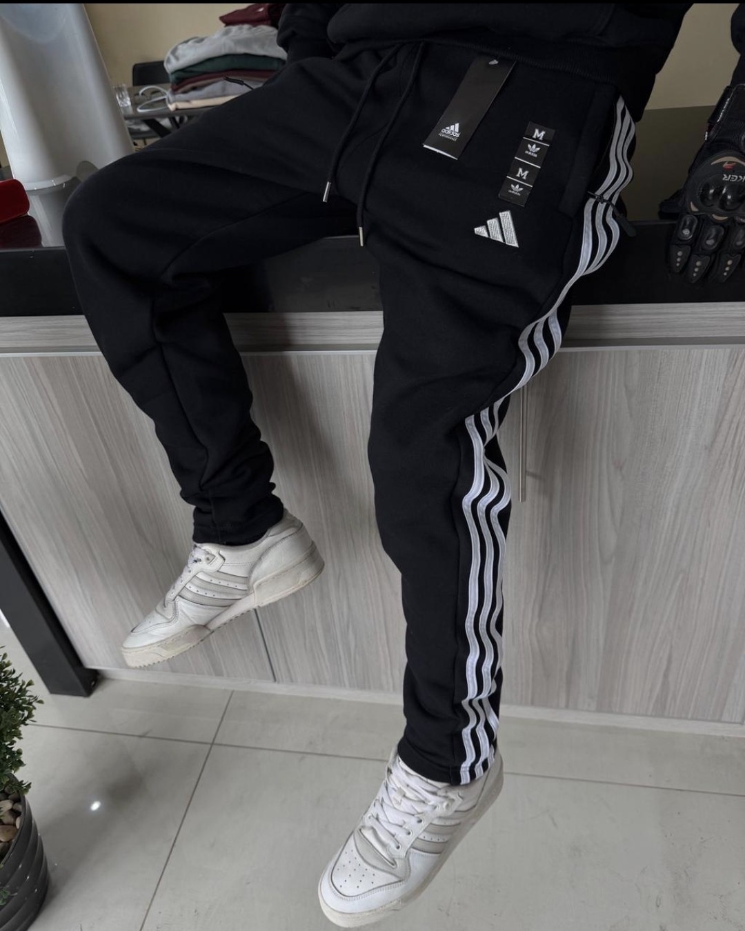 Joggins Adidas Premiun Frizado - Imagen 3