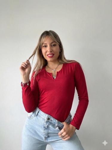 Remera Camiseta Escote - Miniatura 4