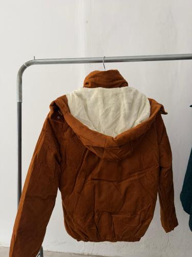 0232 Campera Puffer Corderoy con Piel - Miniatura 3