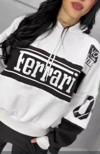 Buzos Ferrari  Boxy Fit