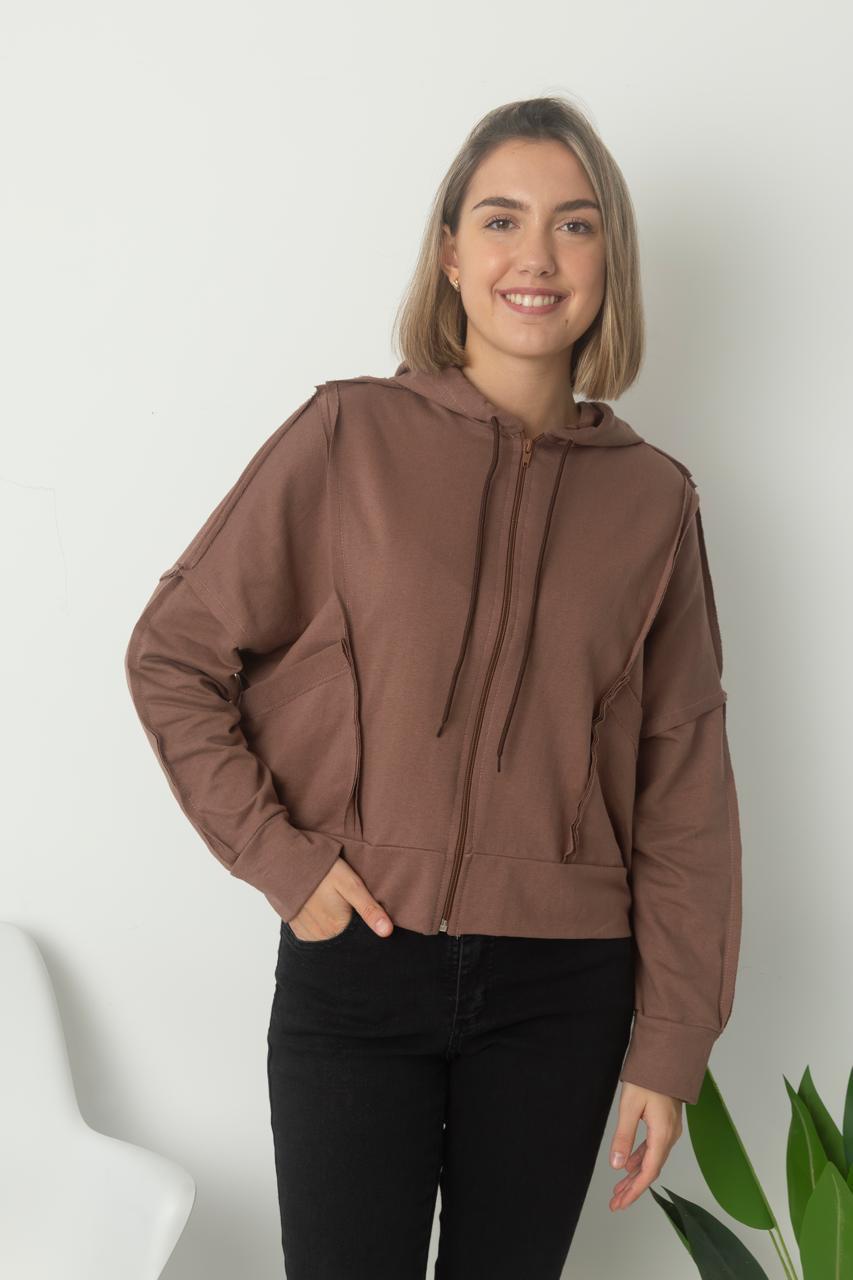 Campera Fati - WhatsApp%20Image%202026-07-24%20at%2011.07.29%20AM.jpeg