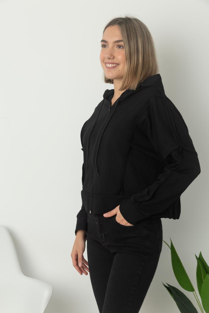 Campera Fati - WhatsApp%20Image%202026-07-24%20at%2011.07.27%20AM.jpeg