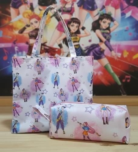 Totebag Impermeables / Cartuchera / Neceser Huntrix Kpop