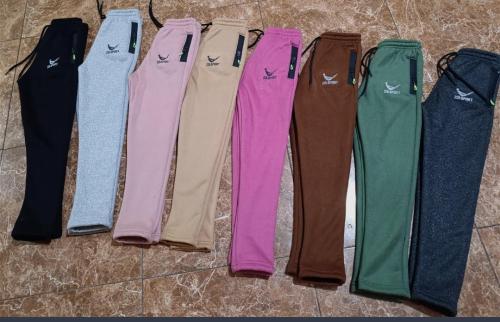 Pantalones con Piel de Niño