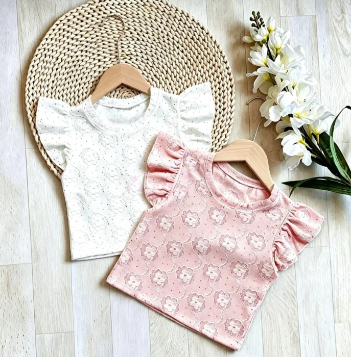Remera Broderi  Flores con Brillo Elastizado
