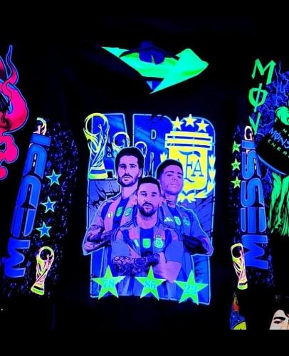 Busos de Messi  Brillan en la Oscuridad
