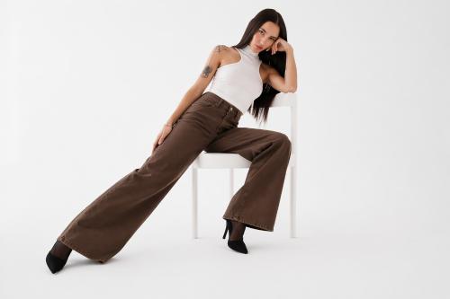 Jeans Wide Leg Chocolate