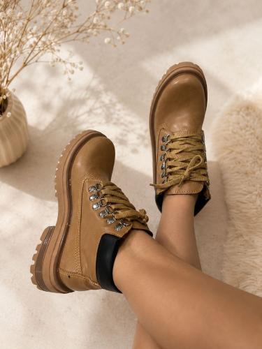 Borcego Clasico con Cordones Suela Tractorada Ecocuero - Miniatura 3