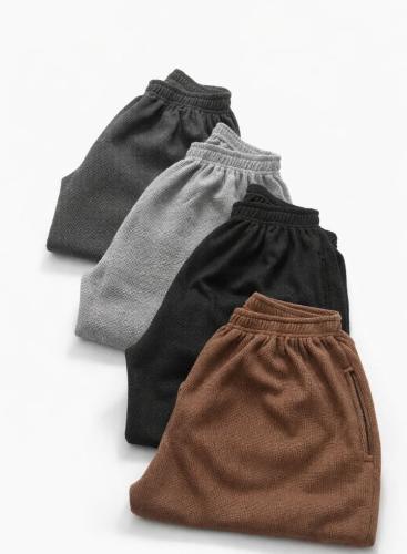 Pantalón con Piel de Hombre