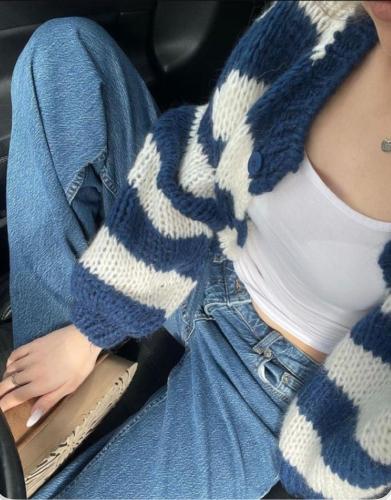 Cardigan Rayados