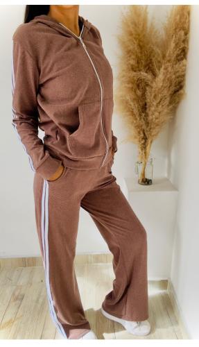 Conjunto Palazo y Campera de Plush Talle del 2 al 5 - Miniatura 2