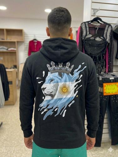 Buzo Frisa Estampado - Miniatura 3