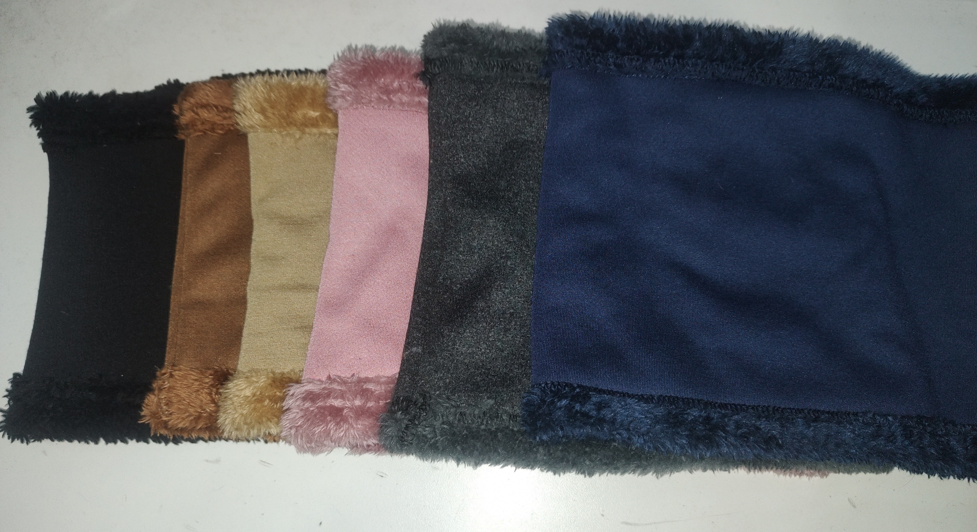 Cuellos de Jersey con Peluche - Imagen 1