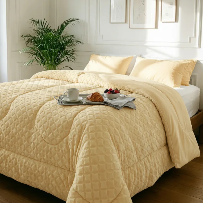 Acolchado Mantra Luxor Queen Size Jacquard Liso Amarillo 160x220