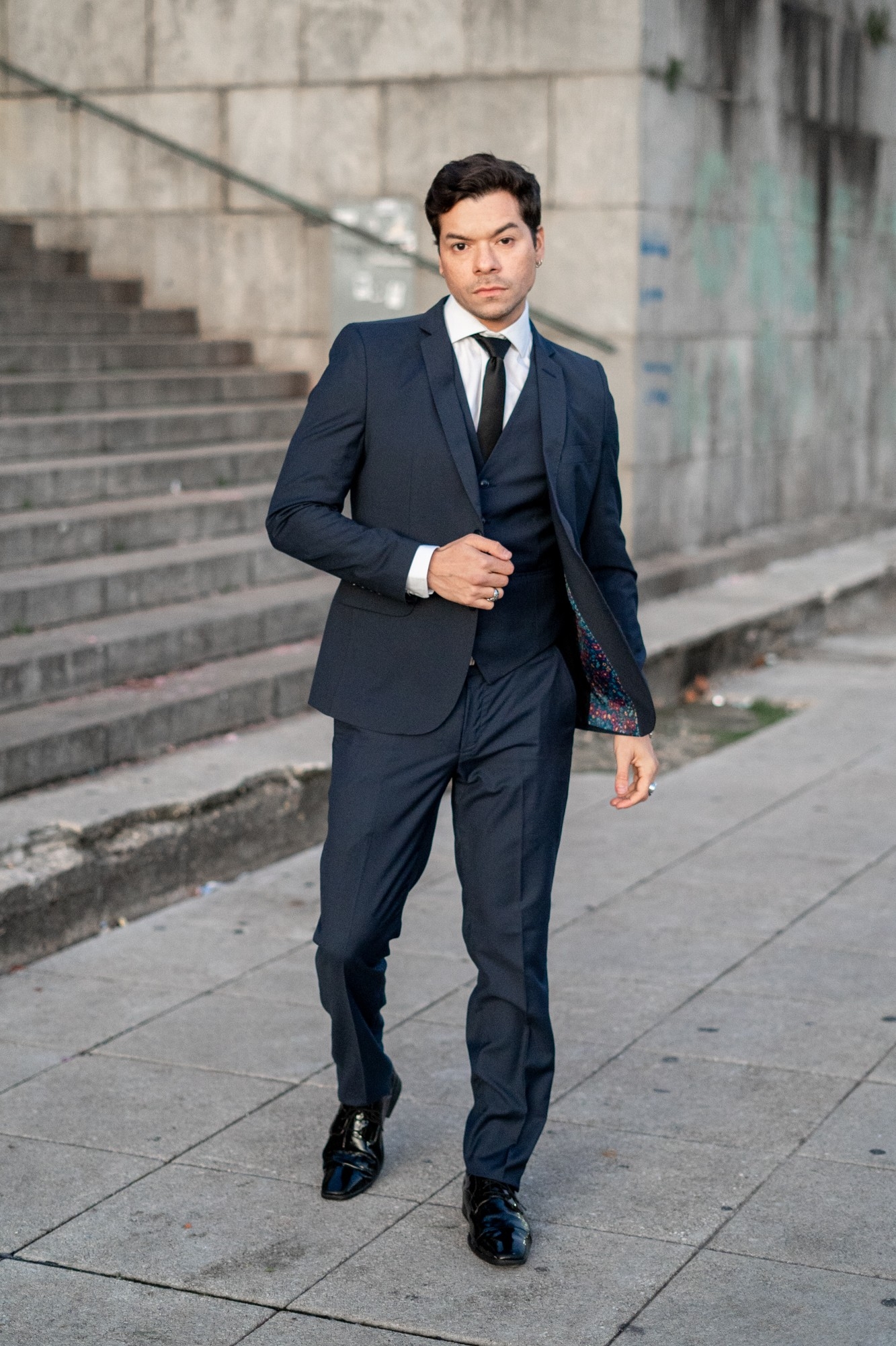 Traje de 3 Piezas Azul Marino - Imagen 3