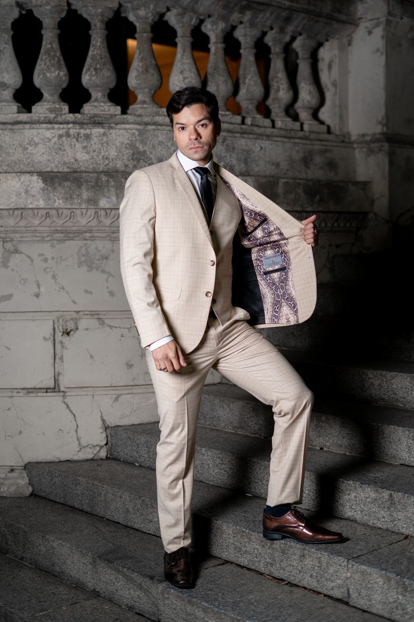 Traje de Hombre 3 Piezas Beige a Cuadros - Imagen 2