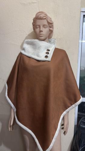 Ponchos de Cuero y Piel por Dentro - Miniatura 2