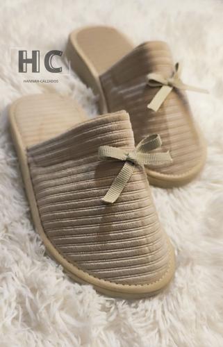 Pantuflas Plush Moño - Miniatura 3