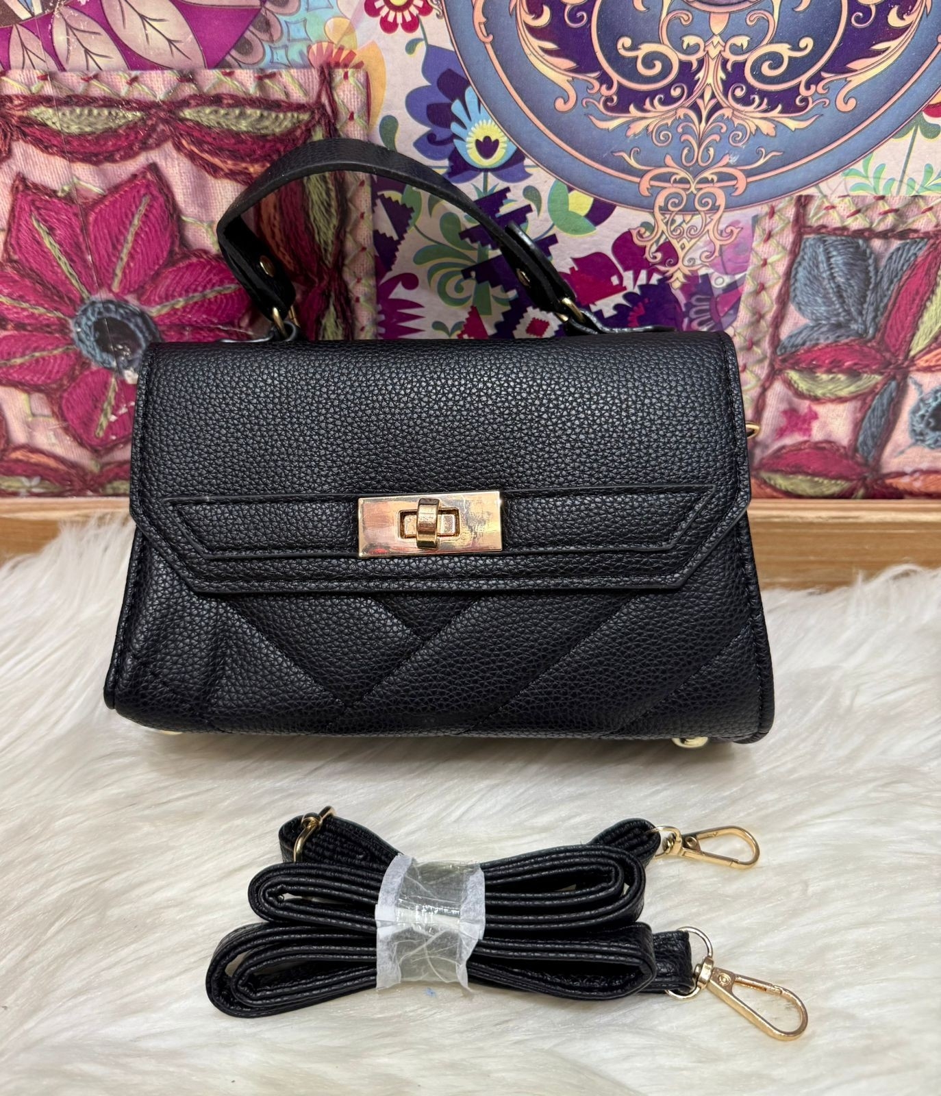 Nuevo Ingreso de Carterita Morral con Tira Desmontable - Imagen 2