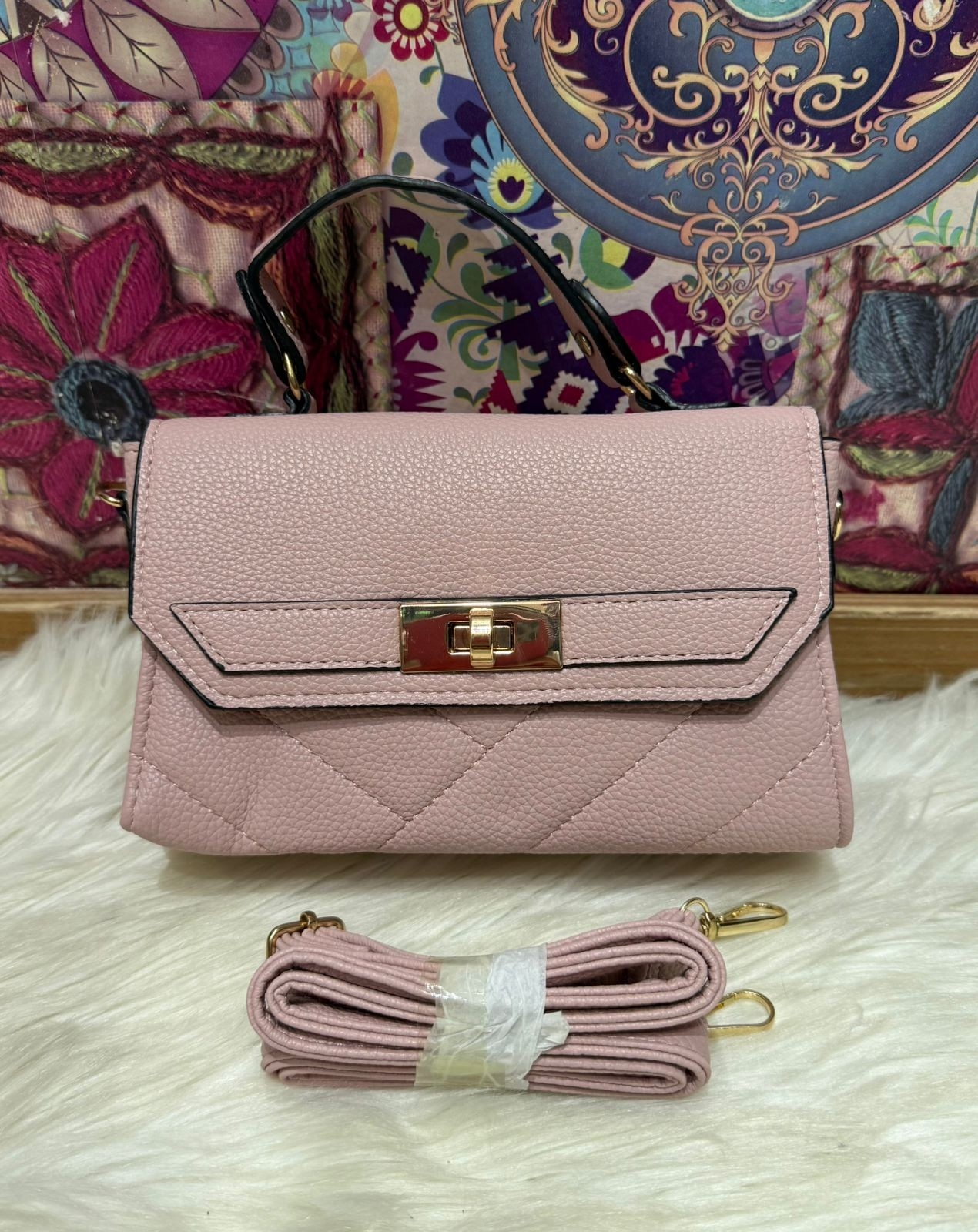 Nuevo Ingreso de Carterita Morral con Tira Desmontable - Imagen 6