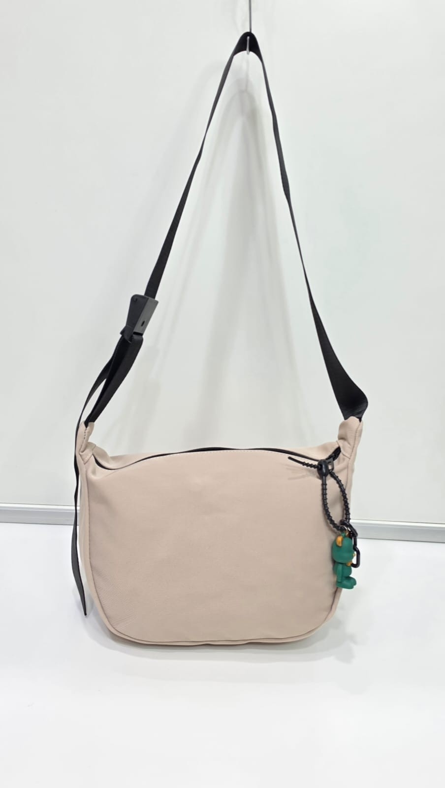 Morral Impermeable*
Execelente Calidad. - Imagen 3