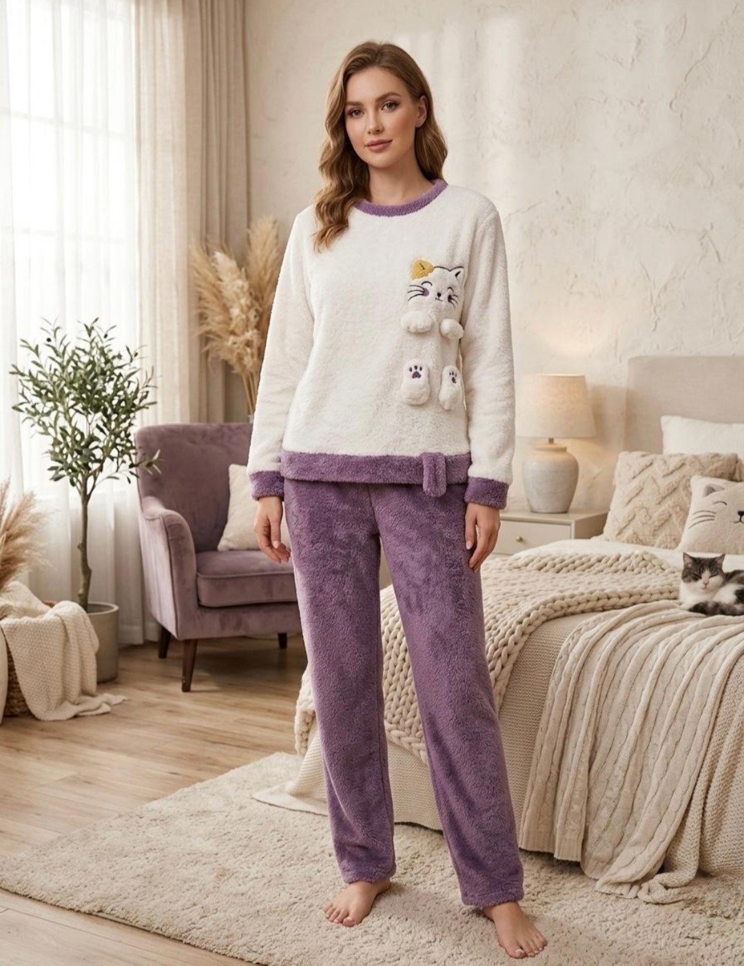 Pijama de Peluche Importado - Imagen 5