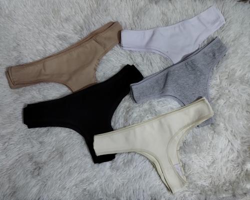 Colaless