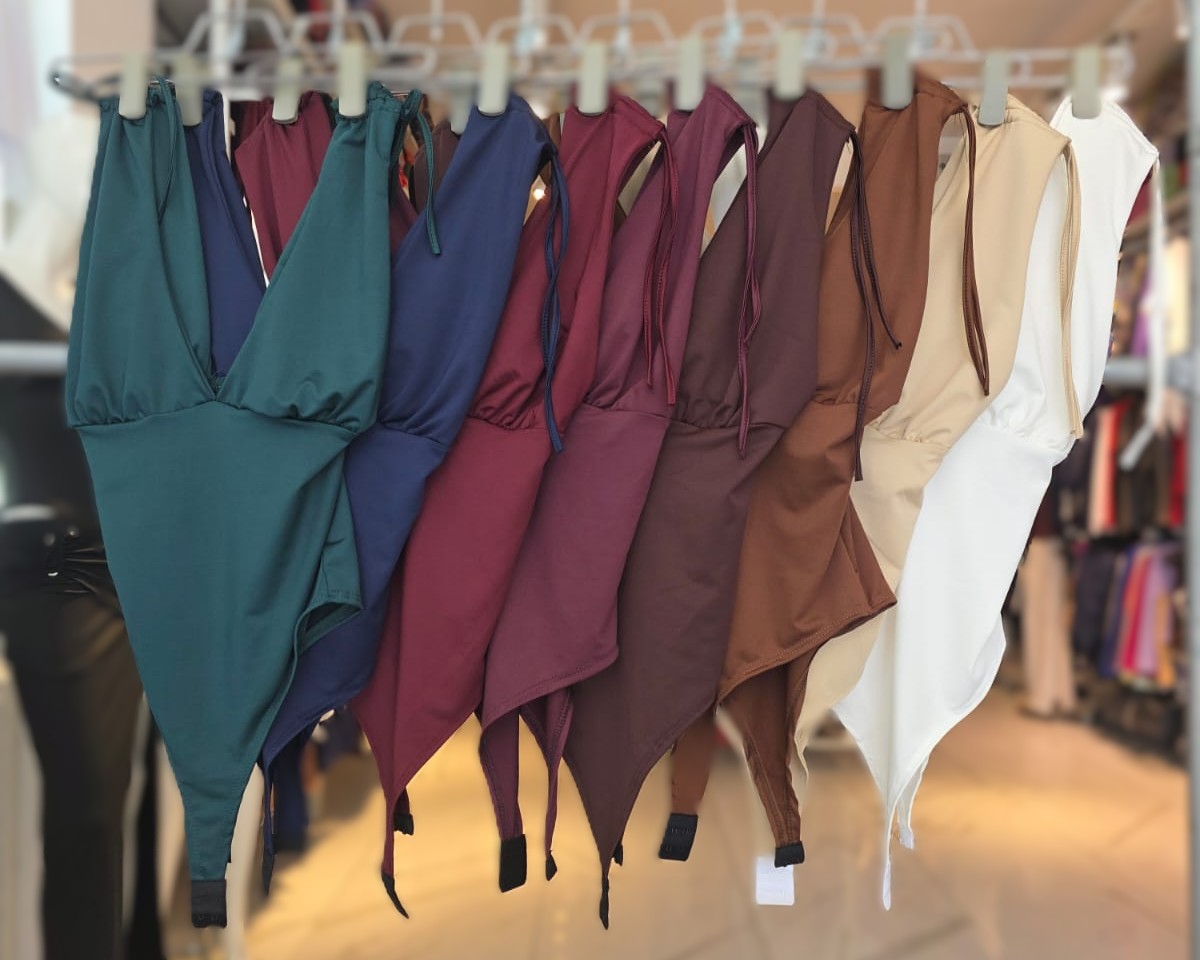 Body Escotado V con Frunce Lycra - body%20escotado%20V%20(5.1).jpeg