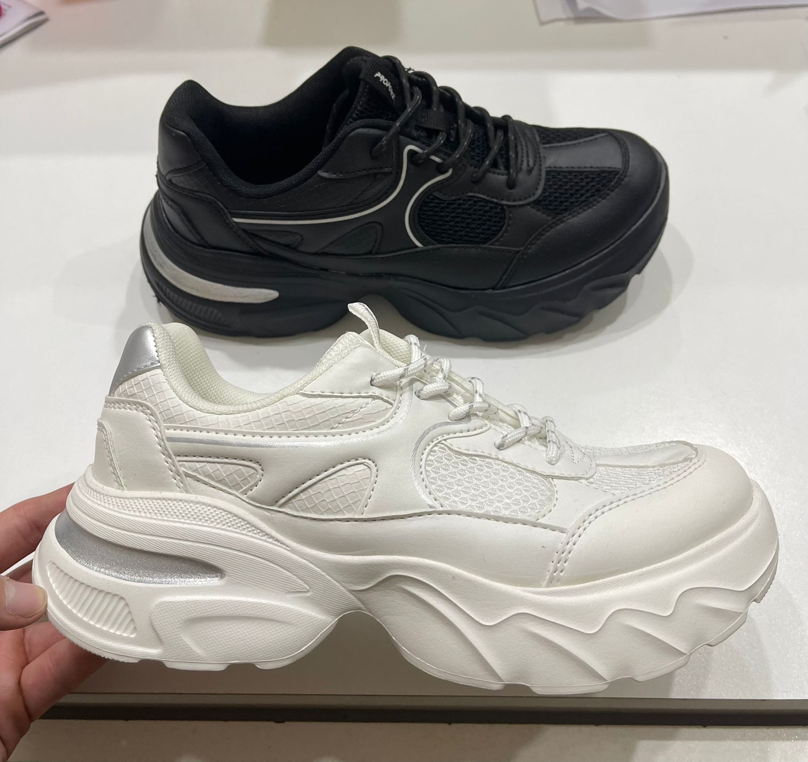 Zapatilla Proforce Deportiva de Dama Liviana Art.3564 (35 al 40) - WhatsApp%20Image%202026-03-26%20at%2011.12.52%20AM.jpeg