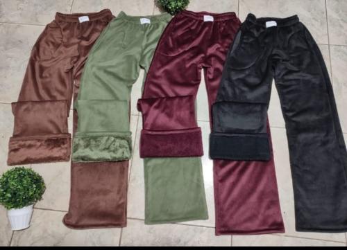 Pantalón Plush Bota Ancha con Corderito - Miniatura 3