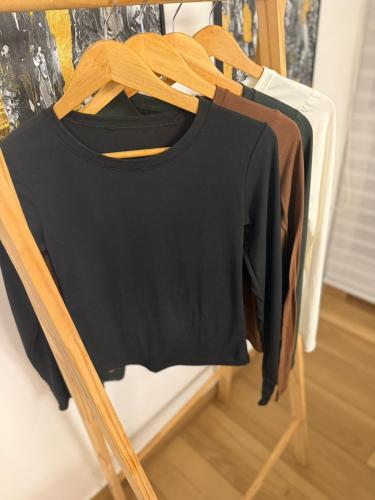 Remera de Modal Blanca