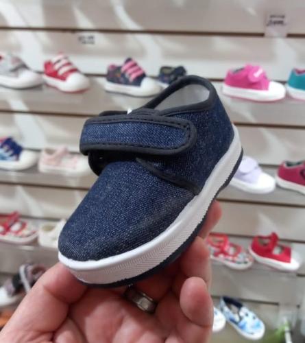 Zapatillas Livianas con Abrojos - Miniatura 1