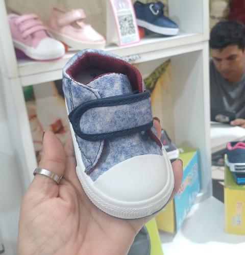Zapatillas con Abrojos Pampero