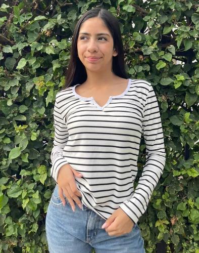 Camiseta Rayada Escote en V de Darlon - Miniatura 2
