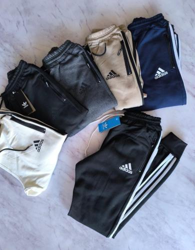 Pantalón Adidas con Puño